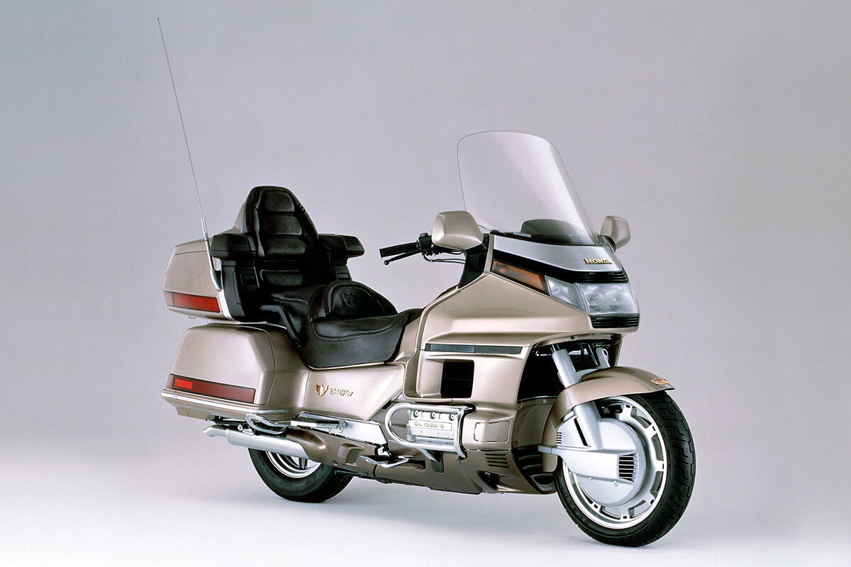 ゴールドウイング(GL1500)