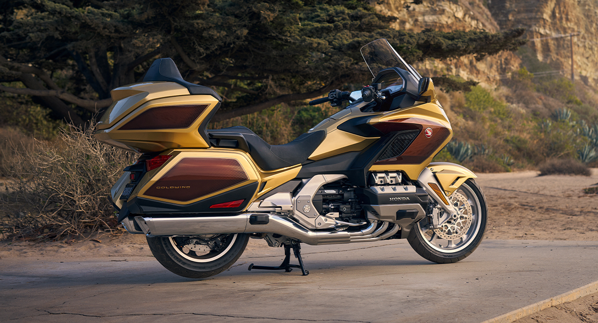 GL1800 Gold Wing Tour
