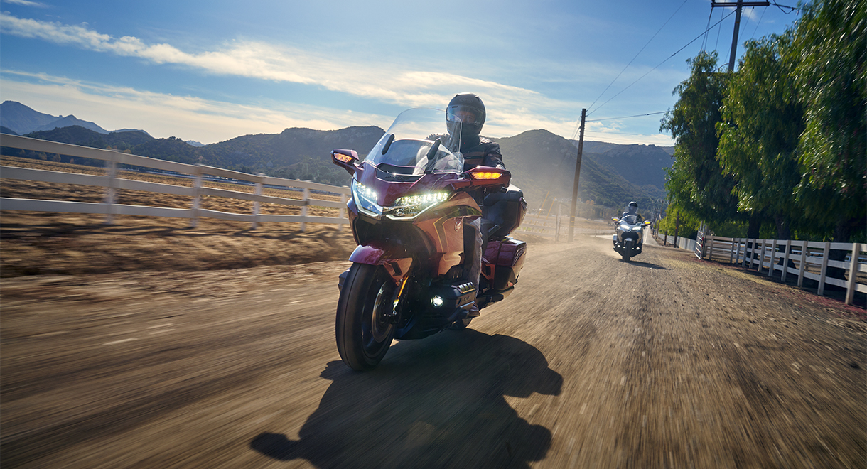 GL1800 Gold Wing Tour